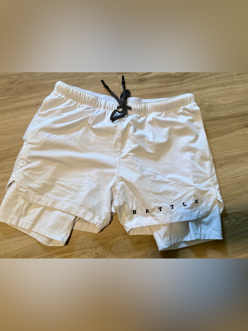BATTLE Men's White Athletic Double-Layer Training Shorts
